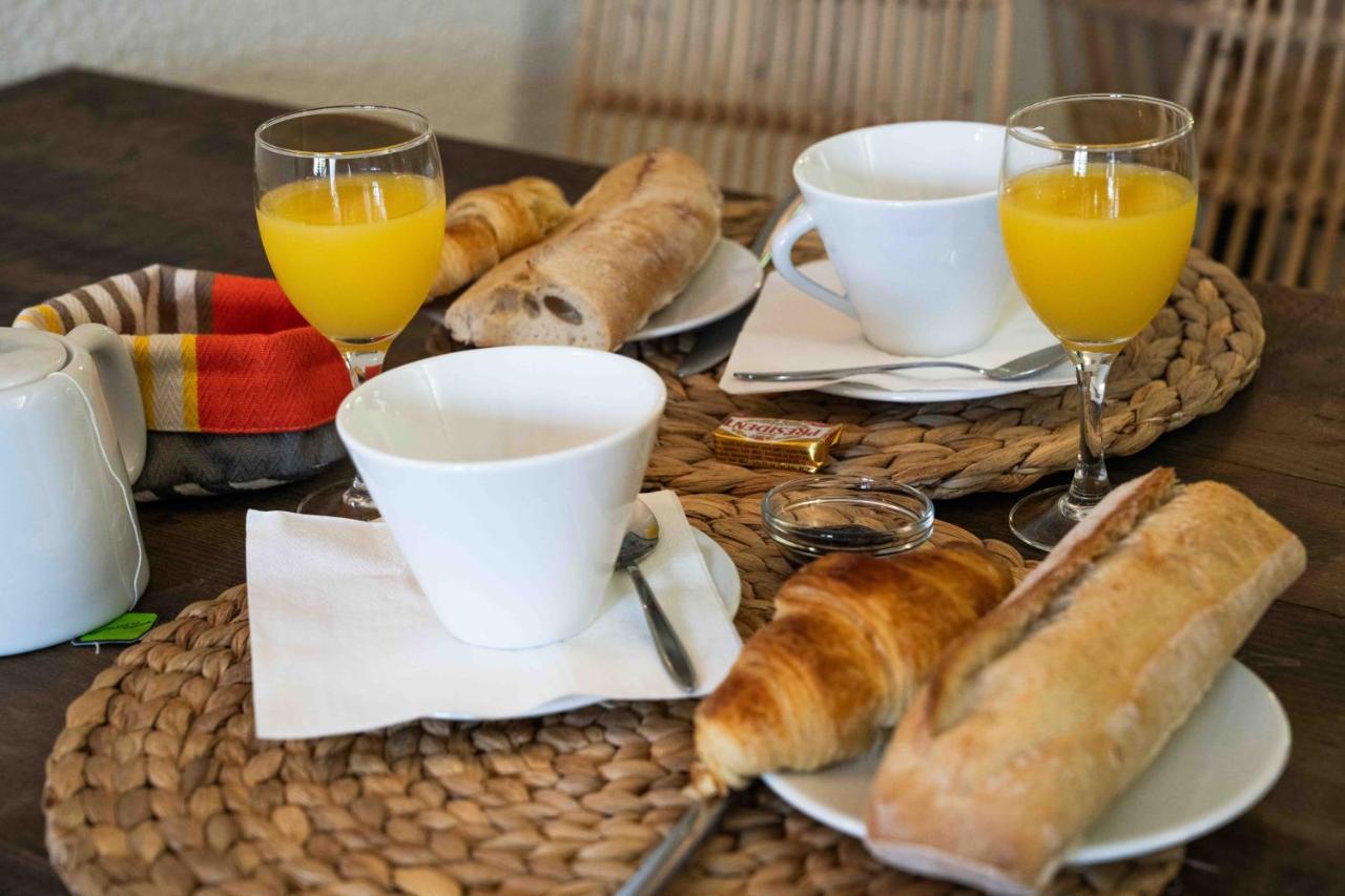 Hotel Val Flores Logis Биариц Екстериор снимка