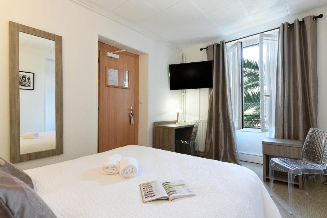 Hotel Val Flores Logis Биариц Екстериор снимка