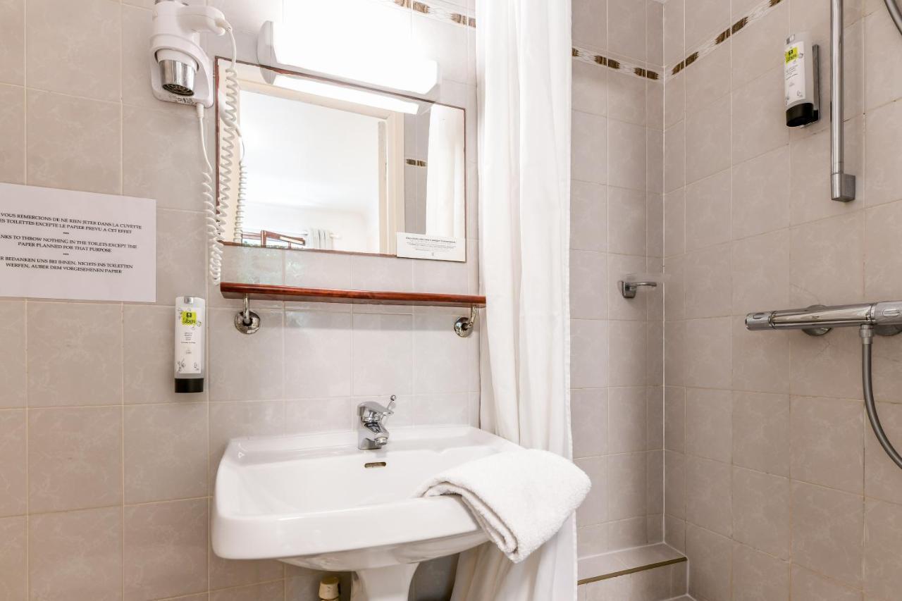 Hotel Val Flores Logis Биариц Екстериор снимка